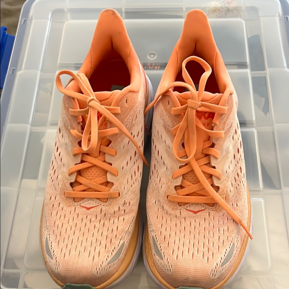 Hoka Women's Clifton 8 Orange Running Shoes, size 8.5B